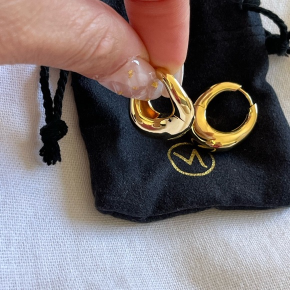 Dome Figure Hoops - Picture 6 of 9